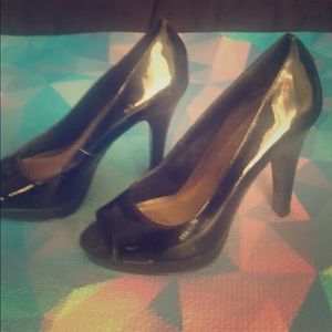 Black high heeled shoes
